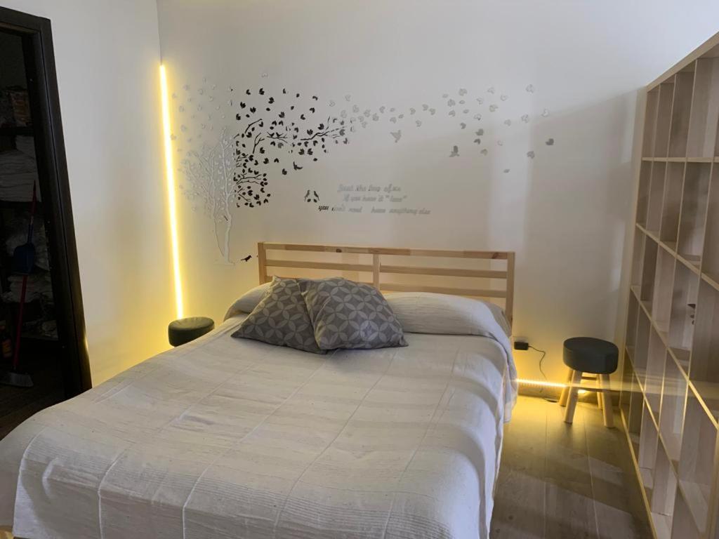 Country Bedroom Flat วิเอตริ ห้อง รูปภาพ